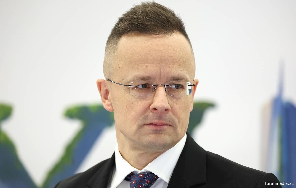 Сийярто: "Еврокомиссия провалила экономическую политику Евросоюза"