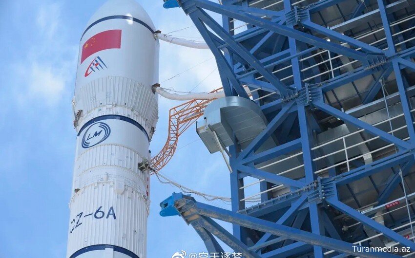 Китай запустил группу спутников для наблюдения за электромагнитным полем Земли