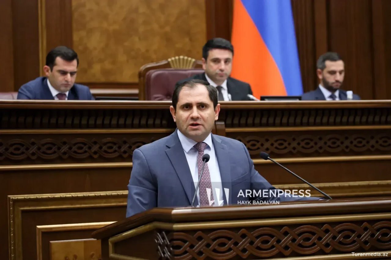 Глава Минобороны Армении назвал основные направления по обеспечению безопасности страны
